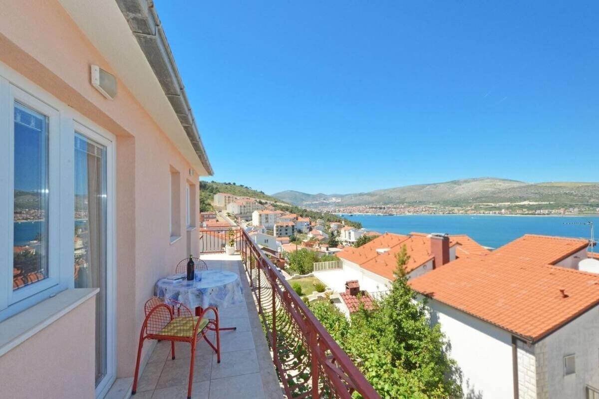 Apartments Sima Trogir Luaran gambar