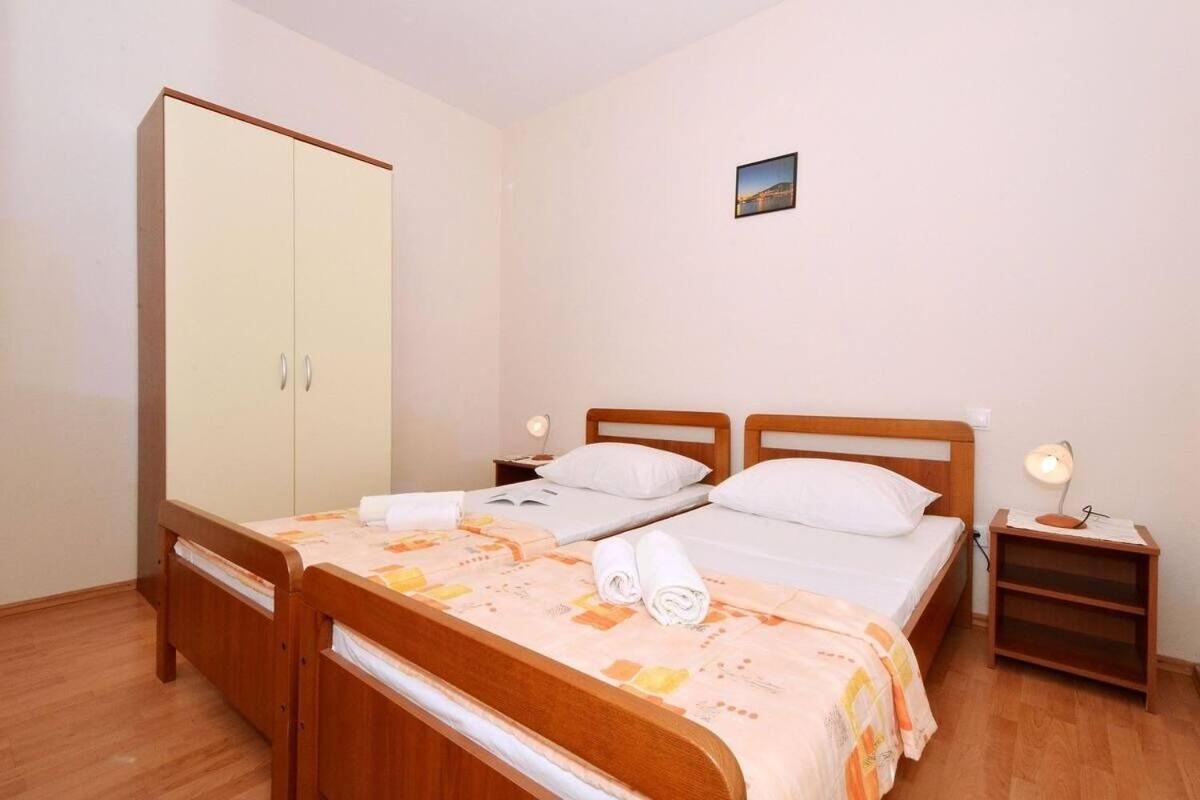 Apartments Sima Trogir Luaran gambar
