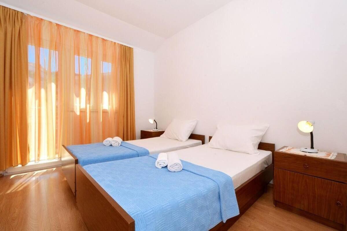 Apartments Sima Trogir Luaran gambar