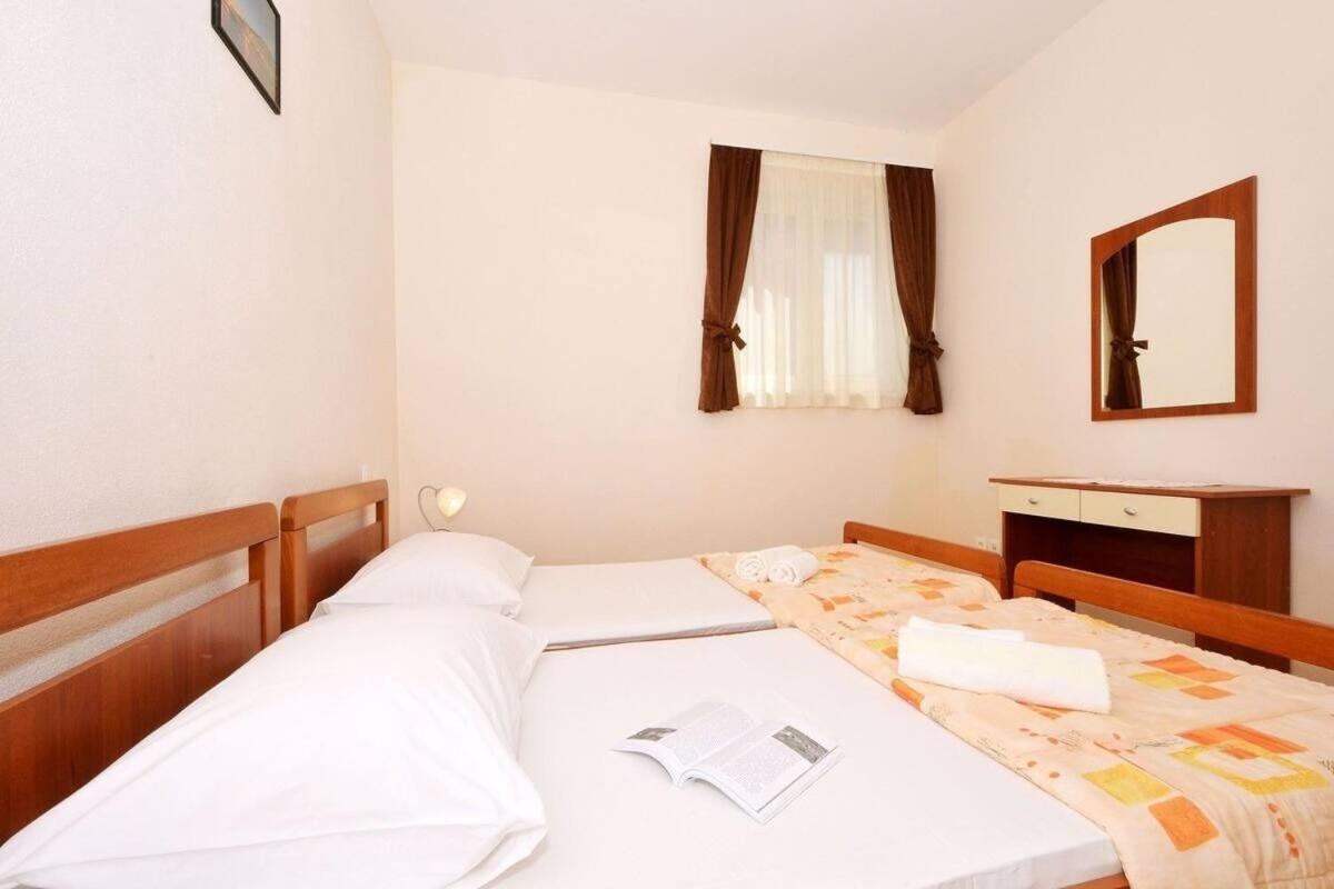 Apartments Sima Trogir Luaran gambar
