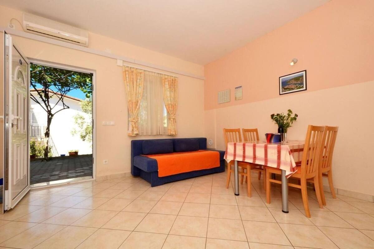 Apartments Sima Trogir Luaran gambar