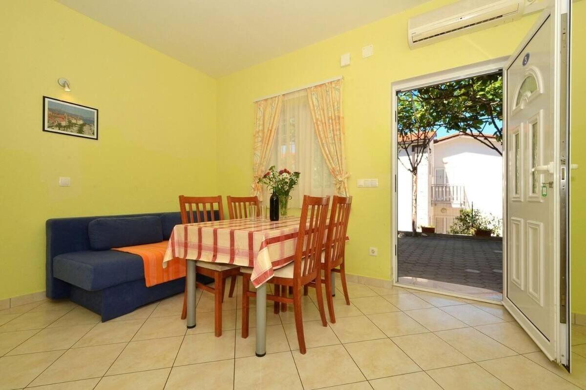 Apartments Sima Trogir Luaran gambar